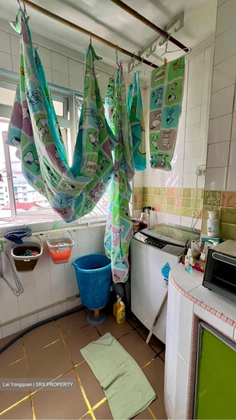 Blk 717 Jurong West Street 71 (Jurong West), HDB 4 Rooms #585568491